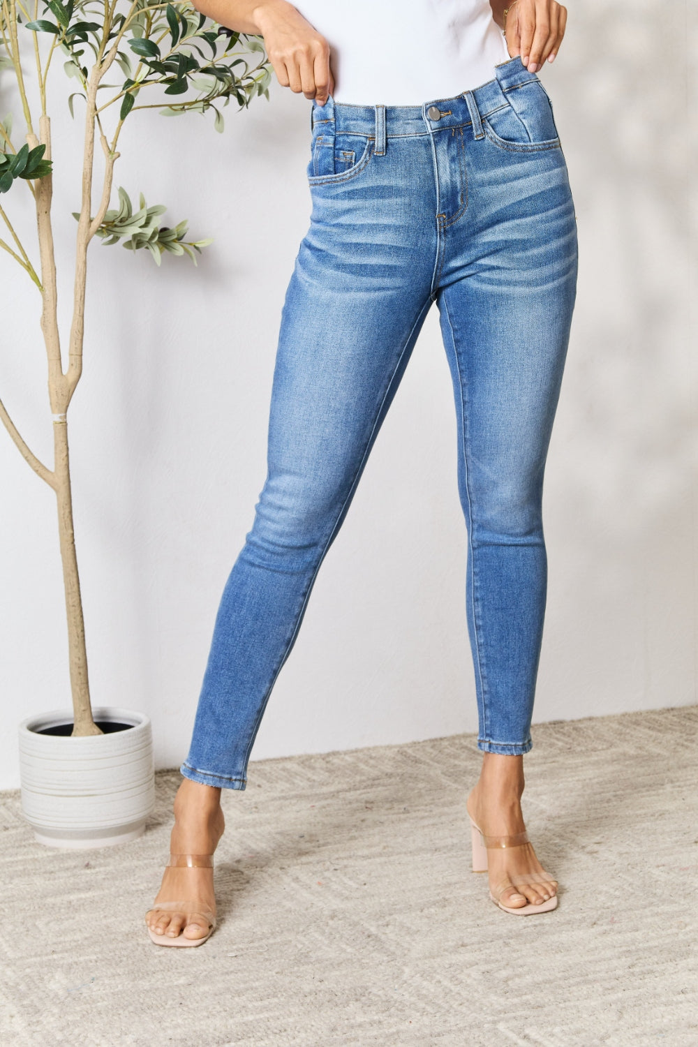 BAYEAS Skinny Cropped Jeans